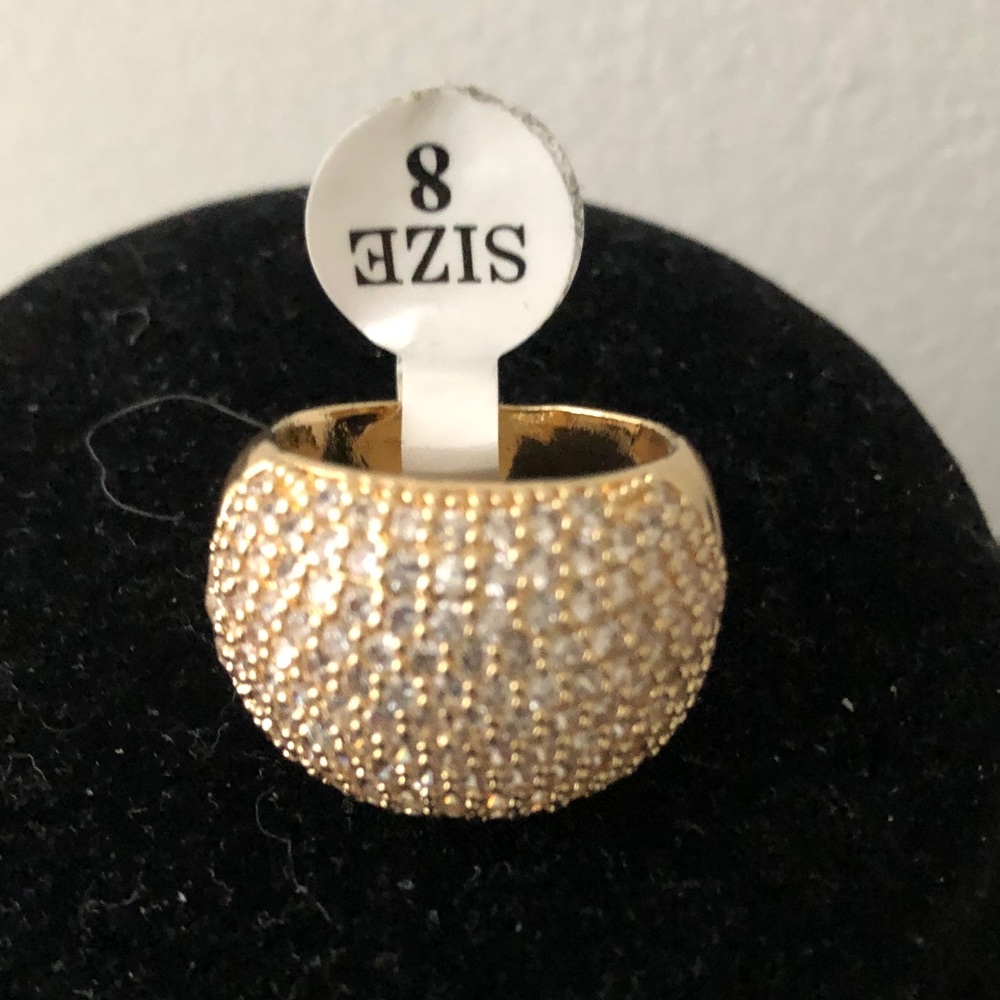 Oval Shaped Gold Ring